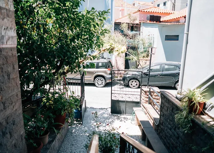 Spacious Apartment In Mytilene