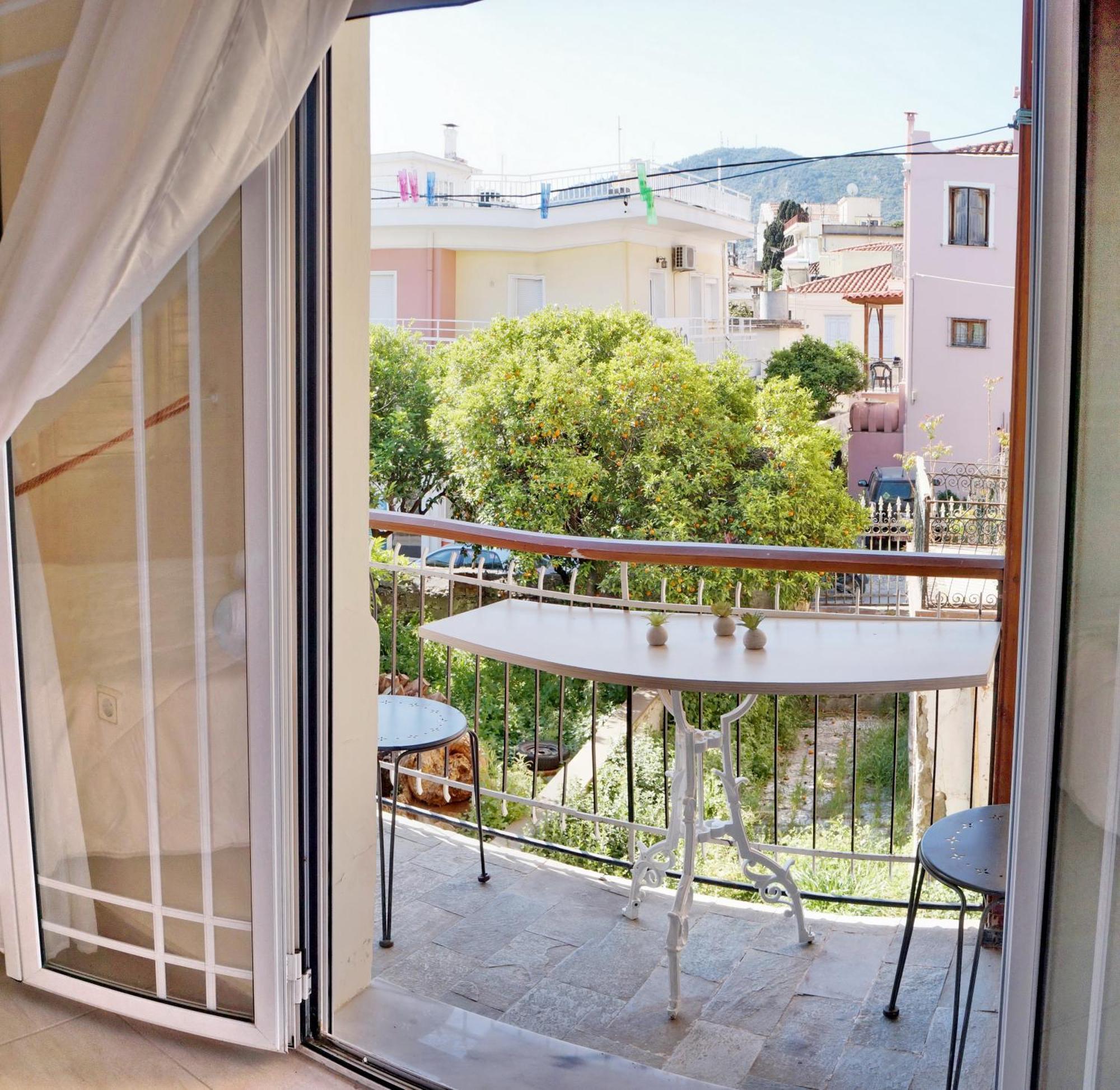 Spacious In Apartment