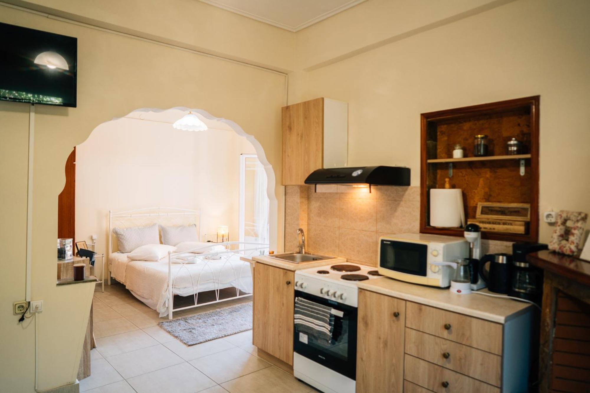 Spacious In Apartment Mytilene