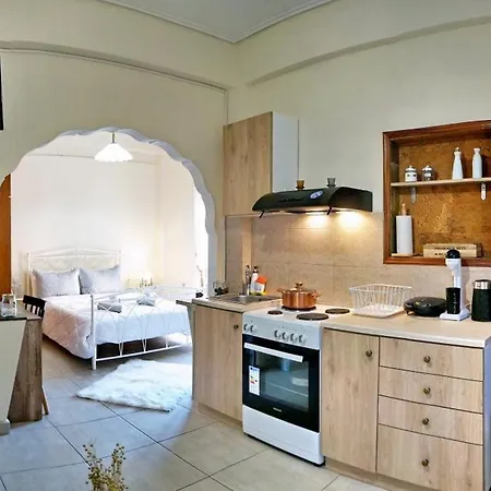 Spacious Apartment In Mytilene Exterior photo