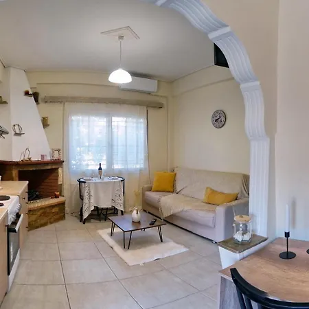 Spacious Apartment In Mytilene Exterior photo