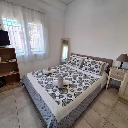 Spacious Apartment In Mytilene Exterior photo