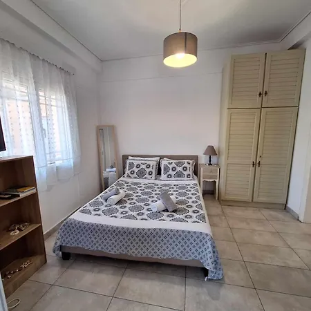 Spacious Apartment In Mytilene Exterior photo